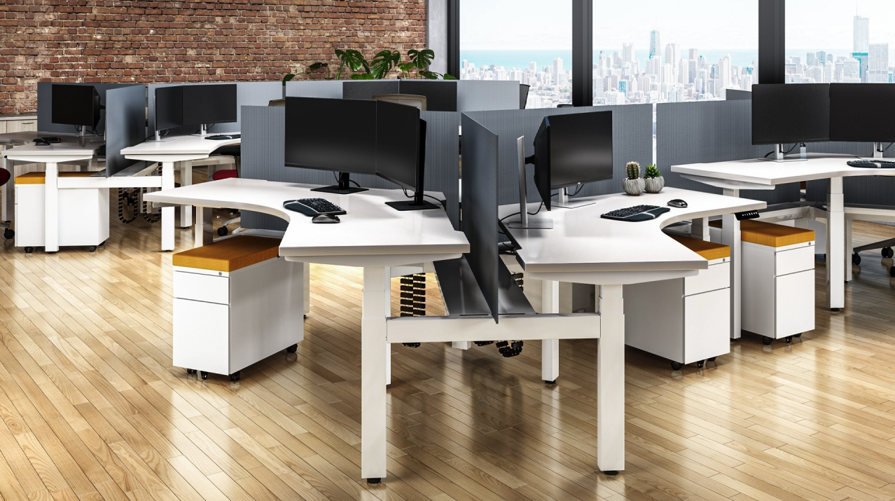 Enwork Ambition freestanding power beam with height-adjustable benching in NYC office